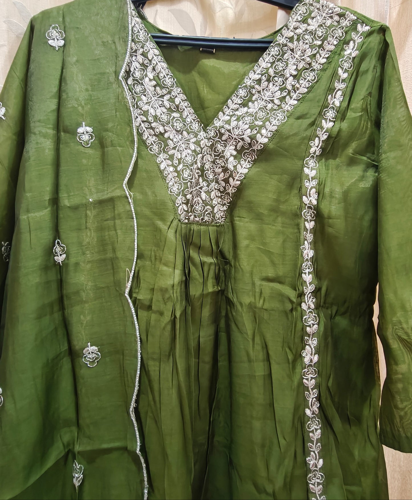 MAHENDI