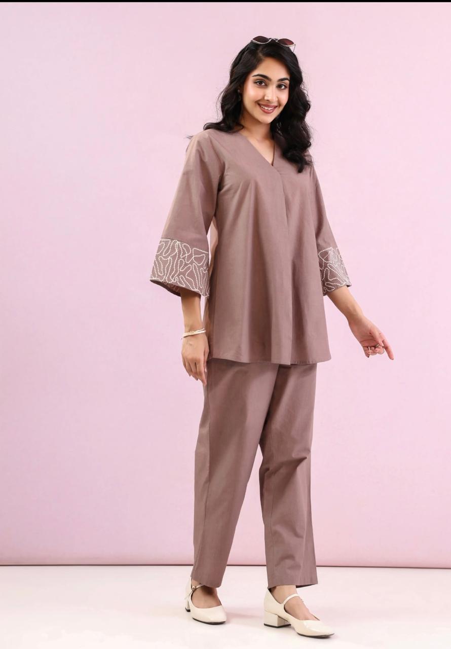 Mauve Muse