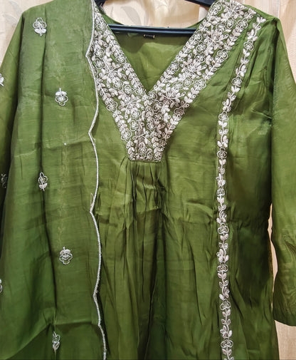 MAHENDI
