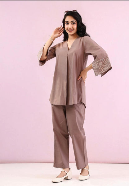Mauve Muse
